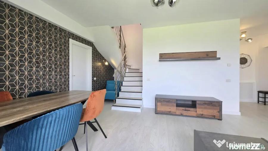 Apartament cu 5 camere semidecomandat în Fundeni