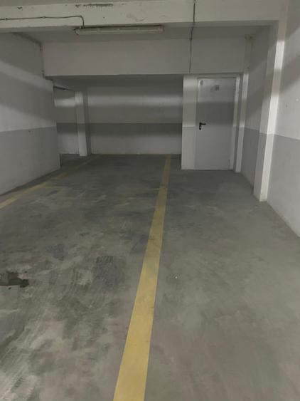 Apartament cu 4 camere decomandat în Pipera