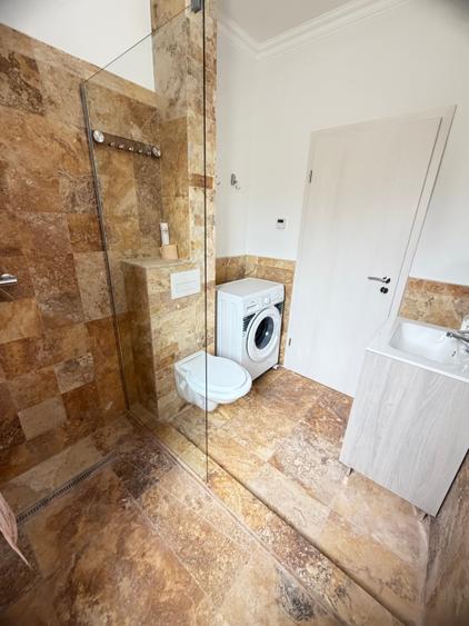 Apartament cu 2 camere decomandat, mobilat în Girocului