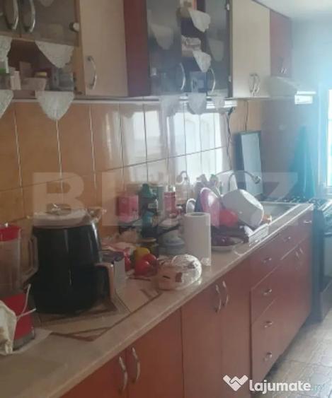 Casă cu 5 camere cu Teren 750 Mp în Central