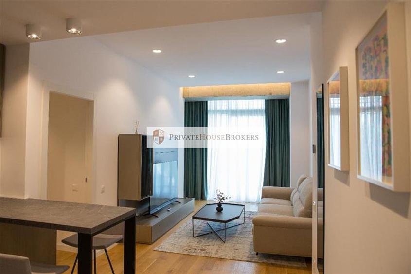 Apartament cu 2 camere semidecomandat, mobilat în Aviației
