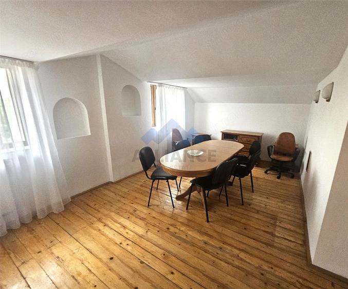 Casă cu 2 camere cu Teren 650 Mp în Valea Lupului