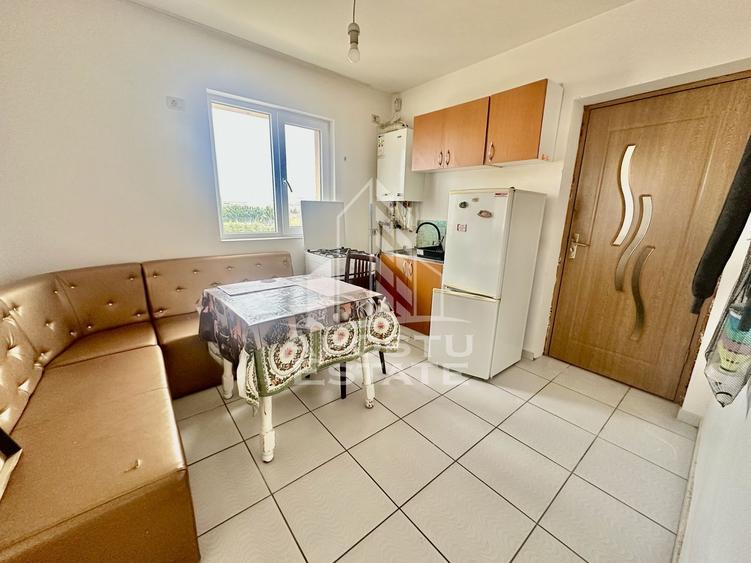 Apartament cu 2 camere semidecomandat, mobilat în Chișoda