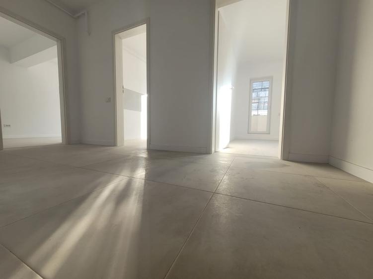 Apartament cu 2 camere decomandat în Sud-Vest