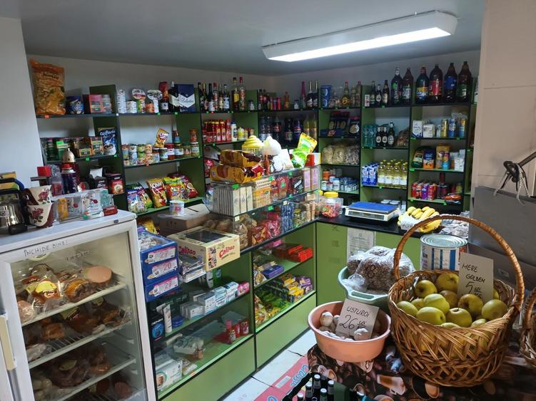Casă cu 4 camere în Verșeni