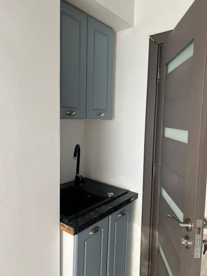 Apartament cu 2 camere semidecomandat, mobilat în Tomis Nord