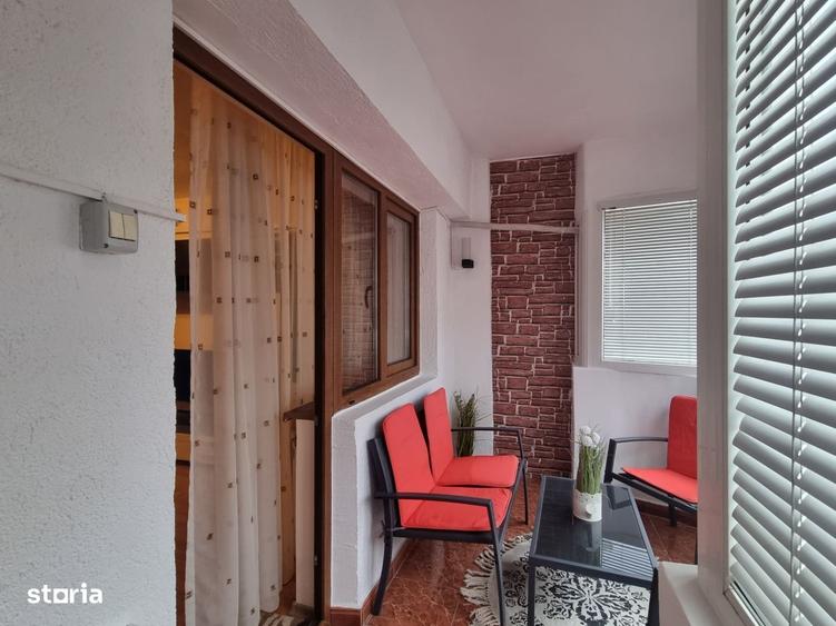 Apartament cu 2 camere decomandat, mobilat în Ultracentral