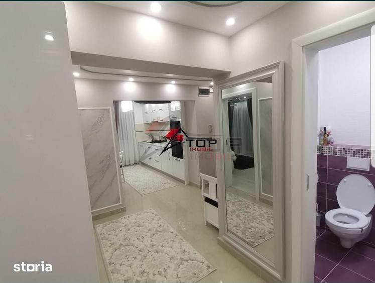 Apartament cu 3 camere decomandat în Cug