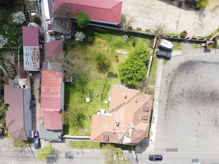Casă cu Teren 548 Mp în Giulești
