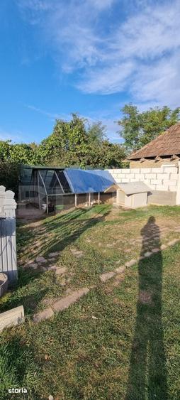 Casă cu 2 camere cu Teren 1000 Mp în Mihai Viteazu