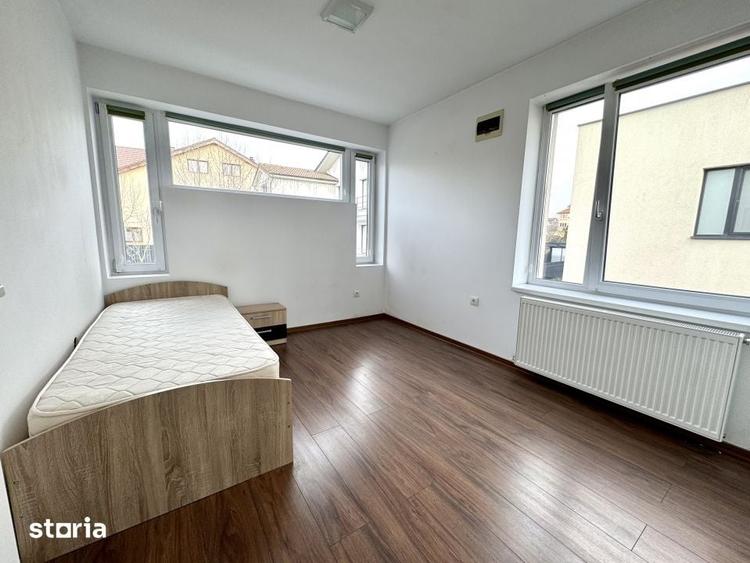 Casă cu 4 camere cu Teren 200 Mp în Zorilor