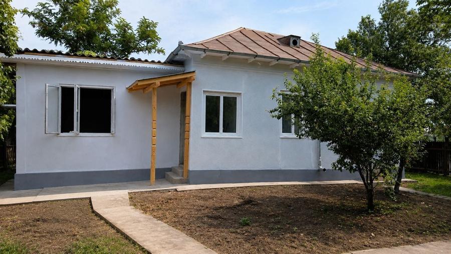 Casă cu 3 camere în Exterior Vest