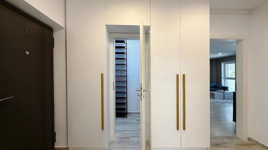 Apartament cu 2 camere decomandat, mobilat în Tractorul