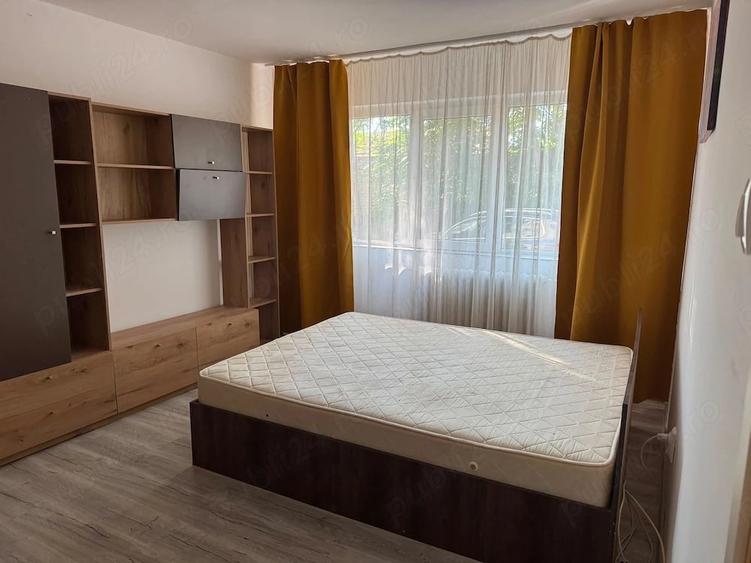 Inchiriez apartament o camera - 5