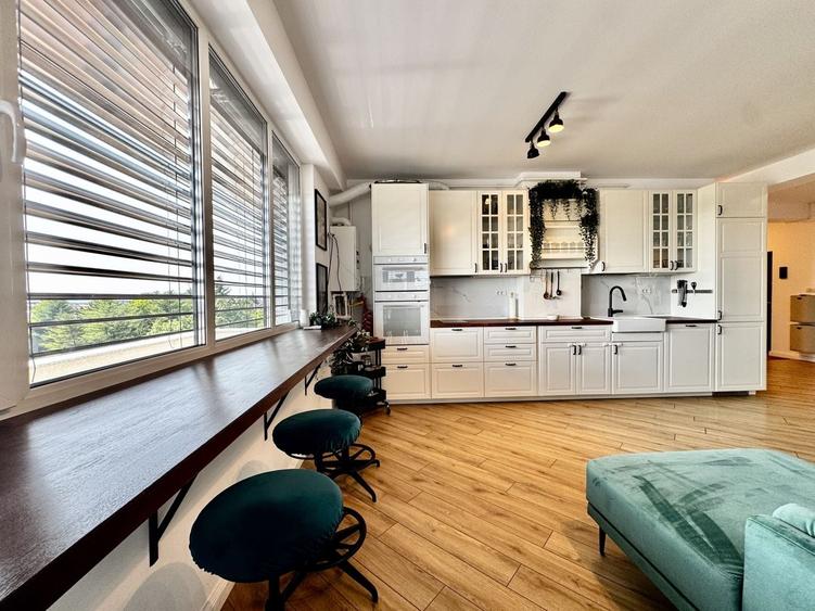 Apartament cu 3 camere decomandat, mobilat în Giroc