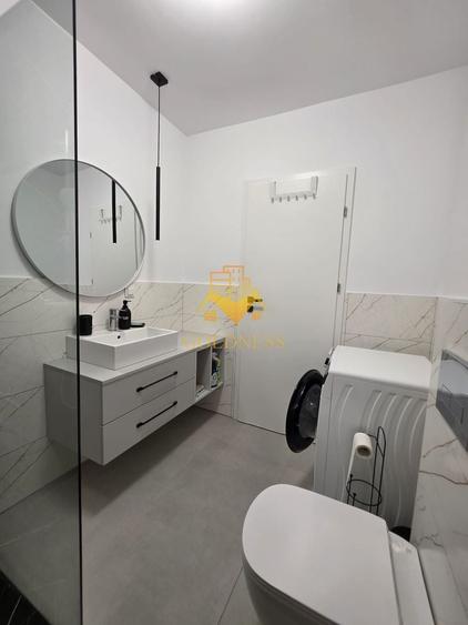 Apartament cu 2 camere semidecomandat în Florești