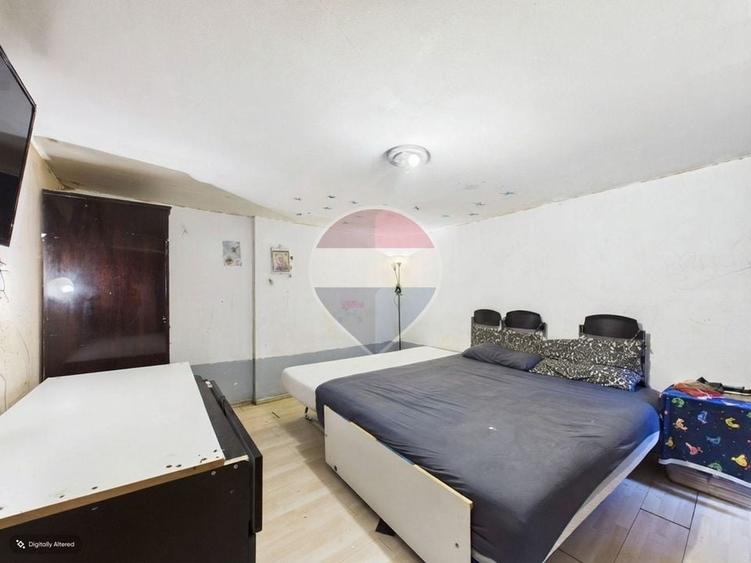 Casă individuală cu 4 camere cu Teren 309.5 Mp în Bd. Laminorului