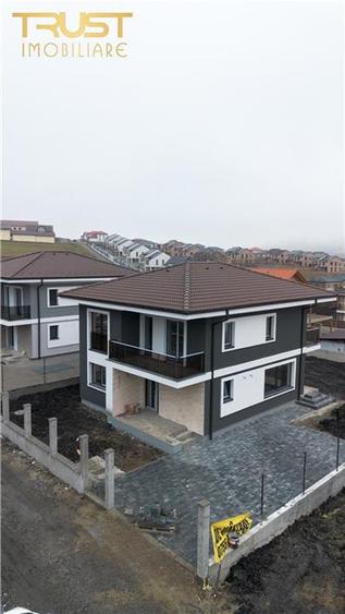 Casa cu CF l 5 camere l Semifinisata l Chinteni - 1