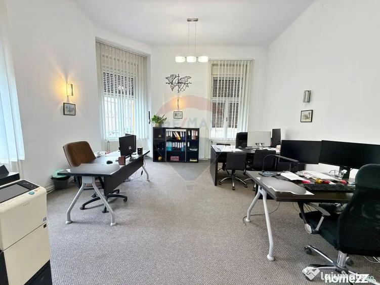 Spațiu comercial, de 117 mp, în Central