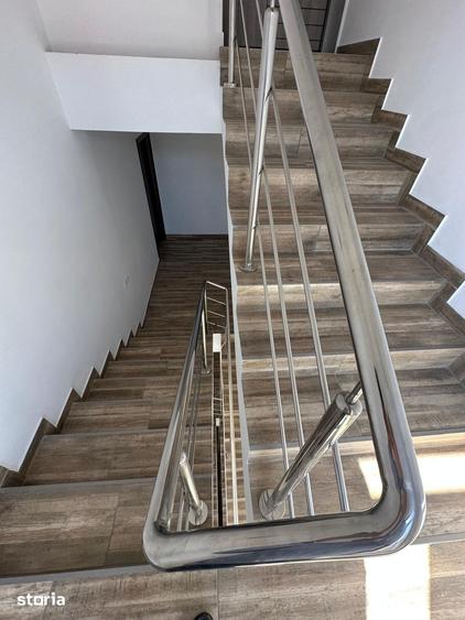 Apartament cu 4 camere în Otopeni
