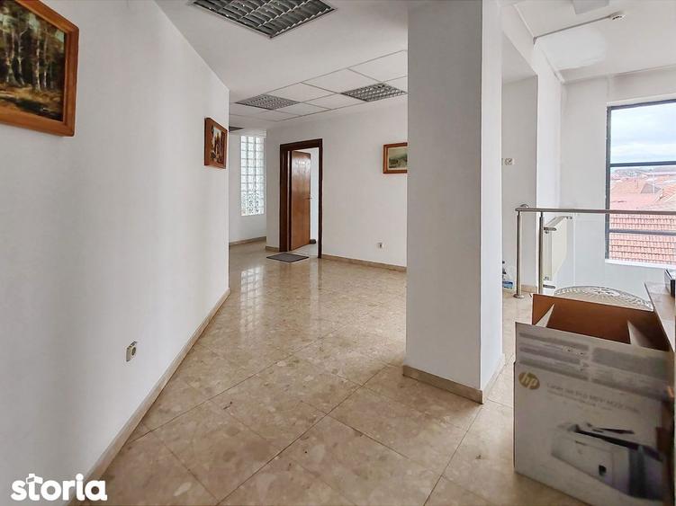 Cladire pentru clinica sau birouri - Zona Mihai Viteazu/Grivi?ei - 2