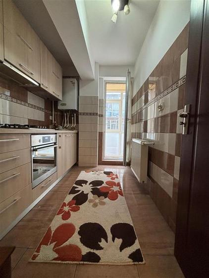 Apartament cu 2 camere decomandat în Valea Adâncă