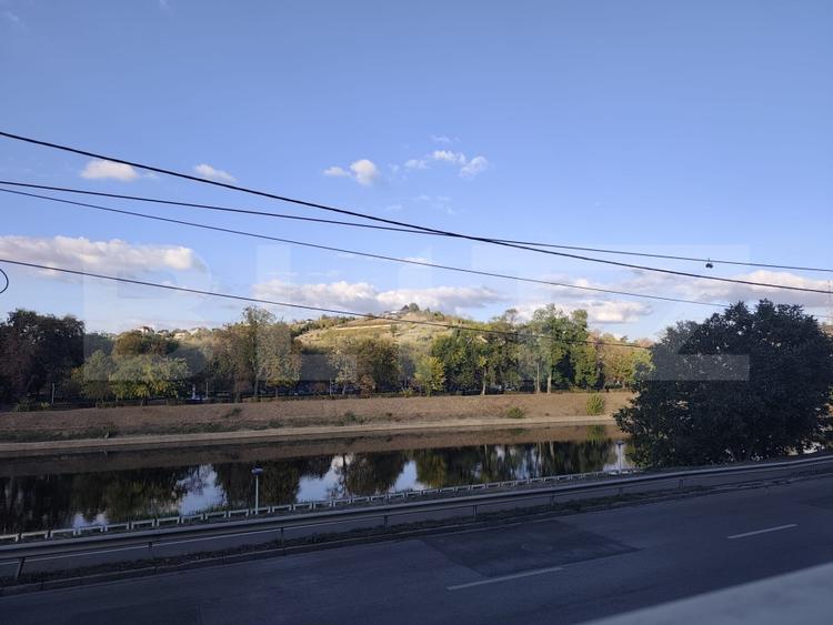 Apartament cu 2 camere decomandat în Ultracentral