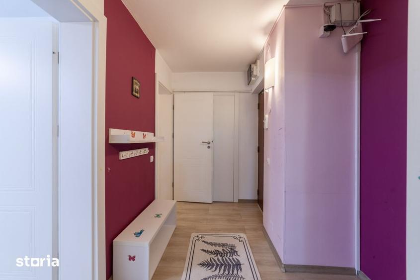 Apartament cu 3 camere semidecomandat, mobilat în Calea București