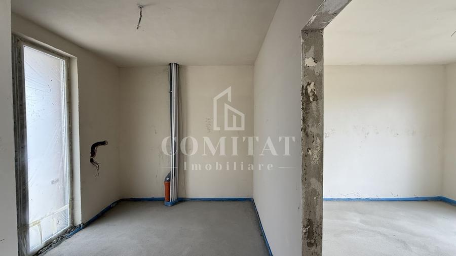Casă individuală cu 4 camere cu Canalizare în Chinteni