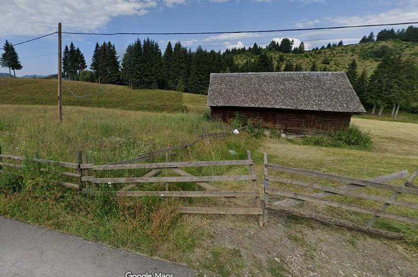 Teren de 2000 mp, în Fundata