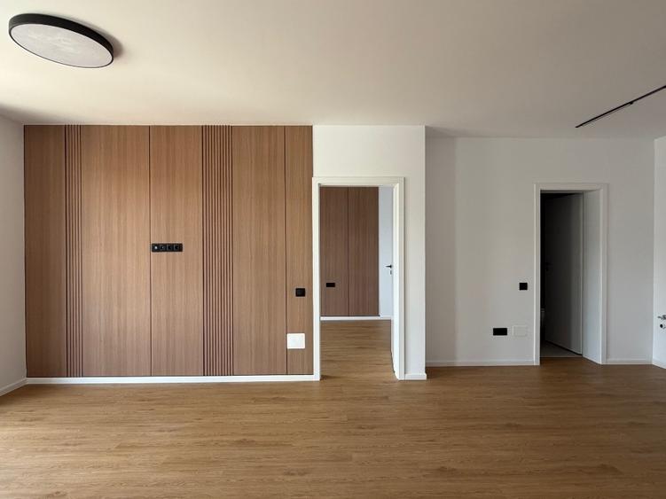 Apartament cu 2 camere decomandat în Florești