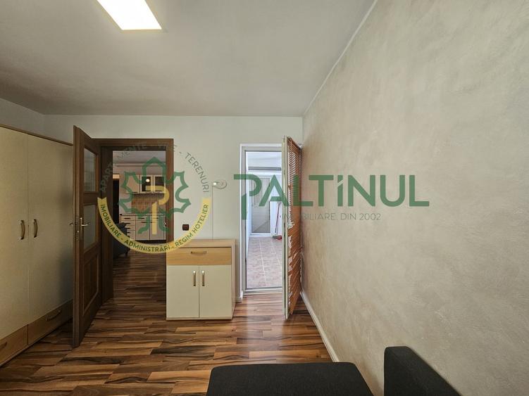 Apartament cu 3 camere decomandat în Ștrand