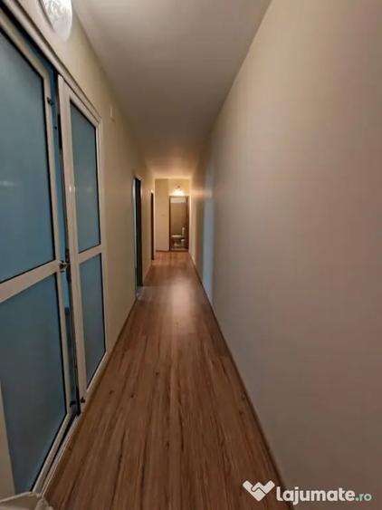 Apartament cu 3 camere decomandat în Păcurari