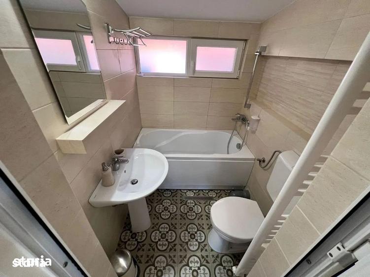 Casă cu 5 camere cu Teren 138 Mp în Central