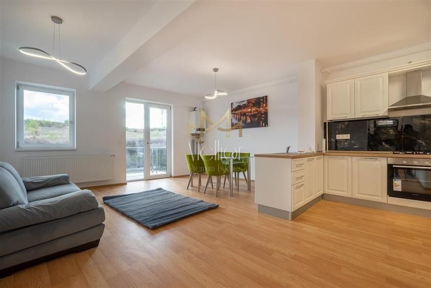Apartament cu 2 camere semidecomandat în Borhanci
