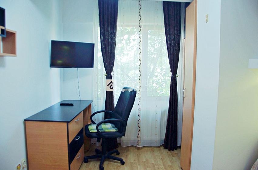 Garsonieră decomandată, mobilată în Gară