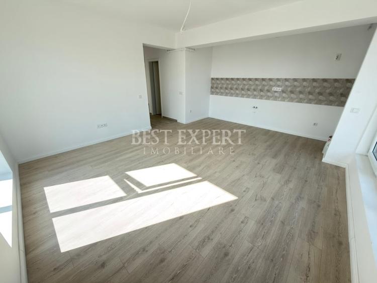 Apartament cu 3 camere semidecomandat în Theodor Pallady