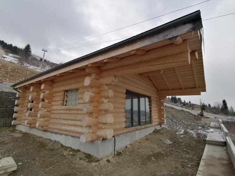 Casă cu 3 camere în Central