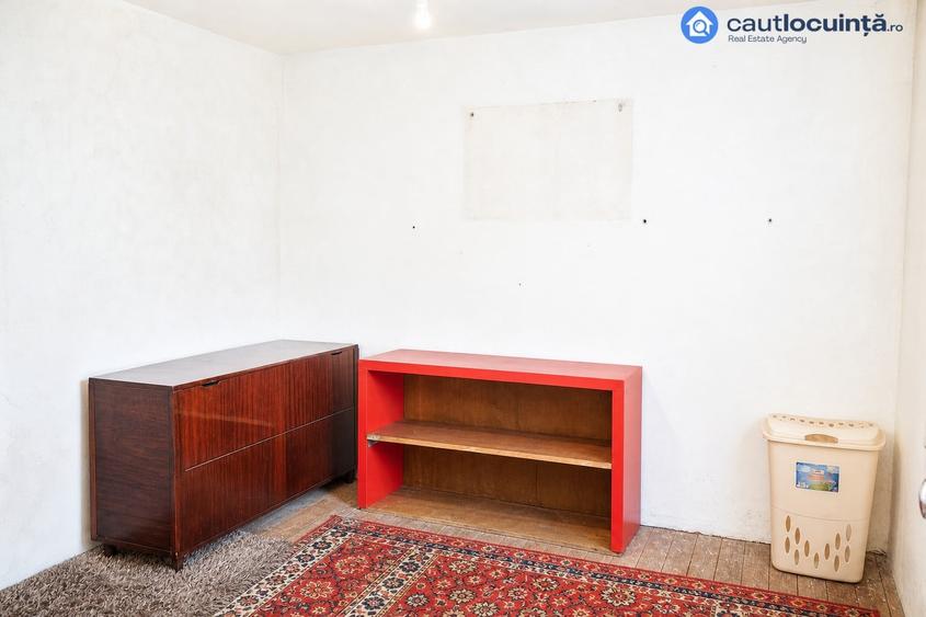 Casă cu 3 camere cu Teren 161 Mp în Tei