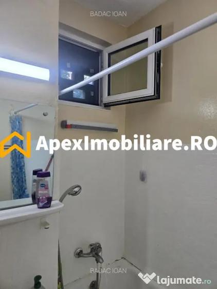 Apartament cu 2 camere decomandat în Drumul Taberei