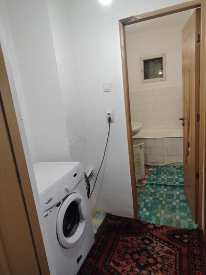 Apartament cu 2 camere nedecomandat în Central