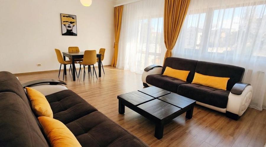 Casă cu 4 camere cu Teren 160 Mp în Central