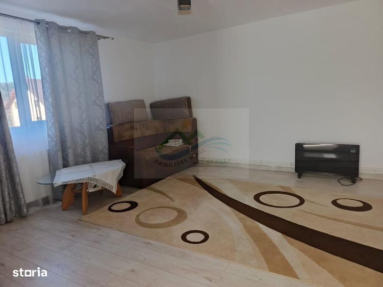 Casă cu 4 camere în Mălini