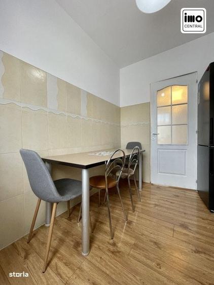 Apartament cu 3 camere decomandat în Europa