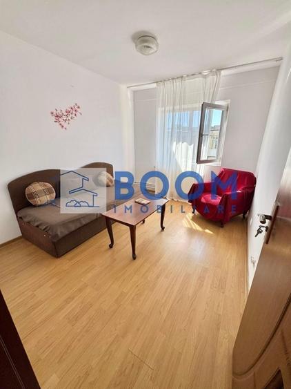 Apartament cu 3 camere decomandat, mobilat în Ostroveni
