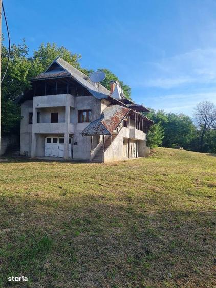 Casă cu 3 camere în Dedulești