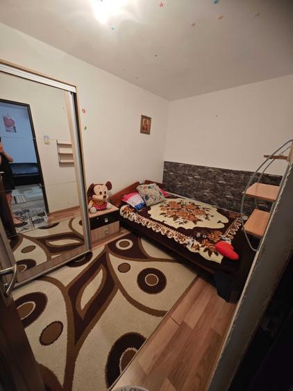 Inchiriez apartament 2 camere Craiovita - 1