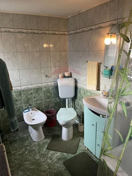 Casă individuală cu 6 camere cu Canalizare în Mărășești