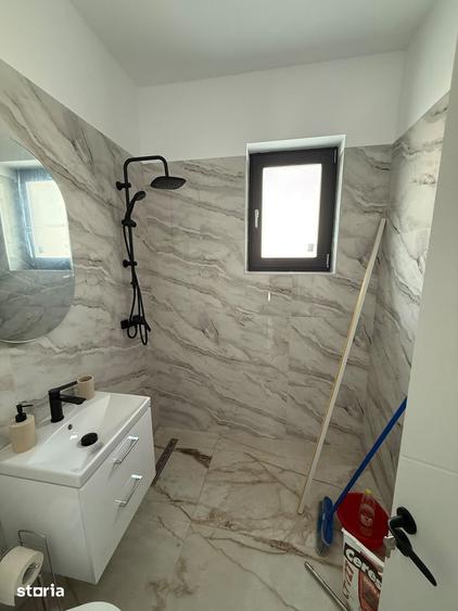 Casă cu 3 camere cu Teren 250 Mp în Clinceni