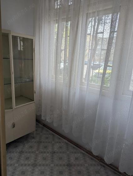 Garsonieră decomandată în Crihala